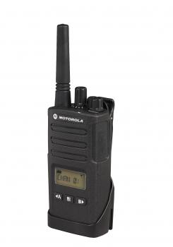Motorola XT460 Handfunkgerät PMR446 mit Display, LiIon Akku 2.200 mAh, 230V Ladegerät und Trageholster.