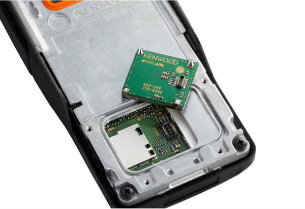 Kenwood NX-5300E Handfunkgerät UHF / Nexedge / DMR / P25 mit Display, Volltastatur und GPS Kenwood NX-5300E Handfunkgerät UHF / Nexedge / DMR / P25 mit Display, Volltastatur und GPS