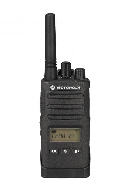 Motorola XT460 Handfunkgerät PMR446 mit Display, LiIon Akku 2.200 mAh, 230V Ladegerät und Trageholster.