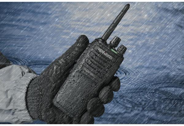 Kenwood TK-3701DE Handfunkgerät PMR446 - analog & digital Kenwood TK-3701DE Handfunkgerät PMR446 - analog & digital